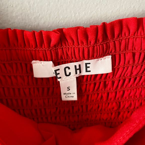 Leche Red Button Crop Top - Picture 3 of 5